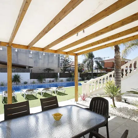 Gladiols Villa *